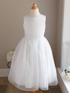 White Flower Girl Dress Special Occasion Organza Beaded Pearl Sash Size 7 NWT